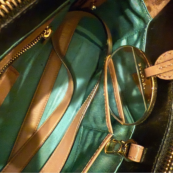 Bvlgari Serpenti Double zip leather and Python purse in great condition - Picture 8 of 13